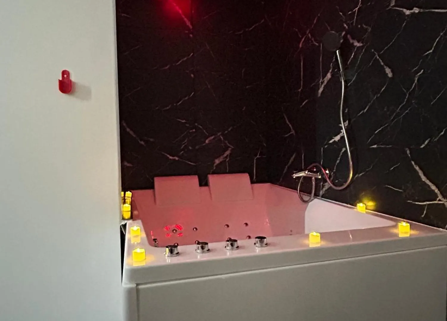 Le Balneo - Espace Detente Centre Ville Quimper